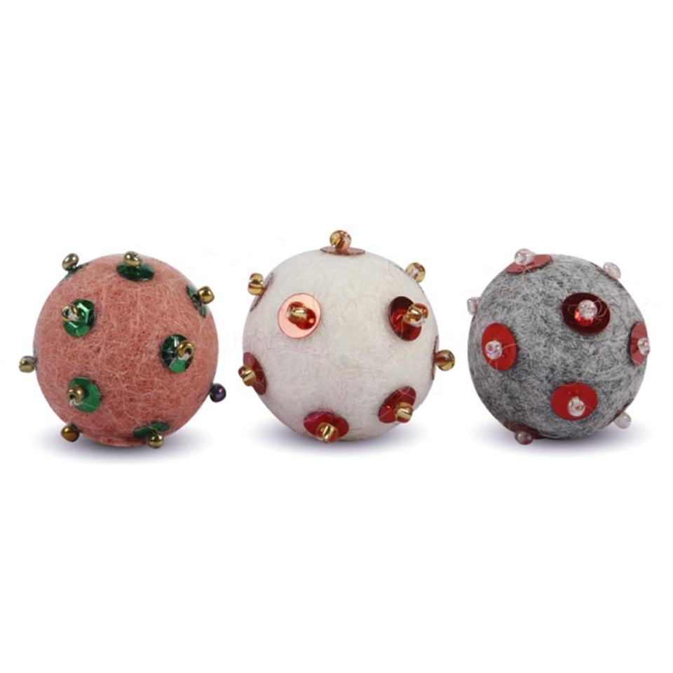 beaded-balls
