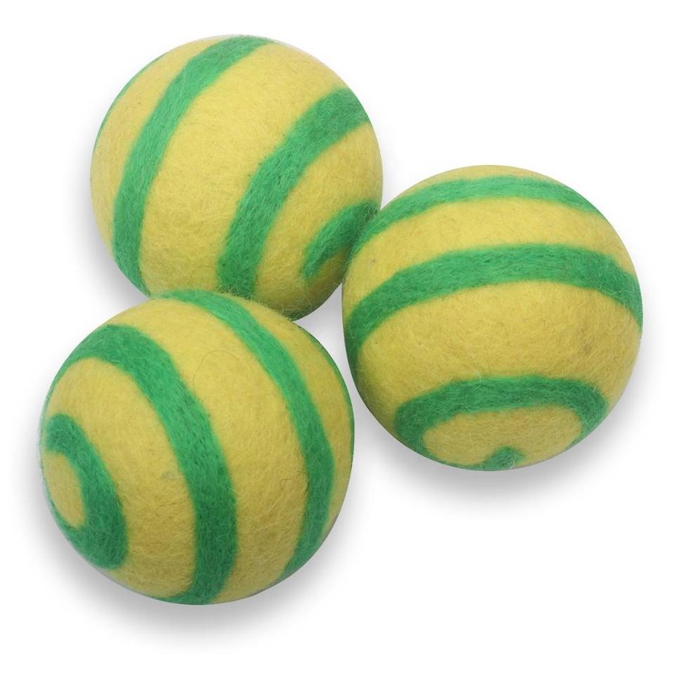 swril-felt-balls