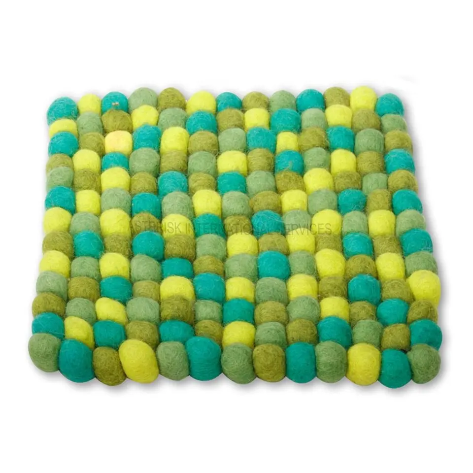 colorful-handmade-felt-coaster