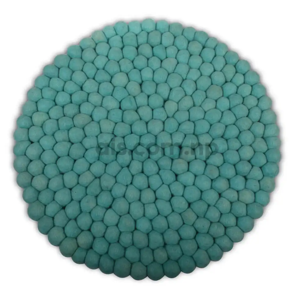 handcrafted-cyan-felt-ball-carpet