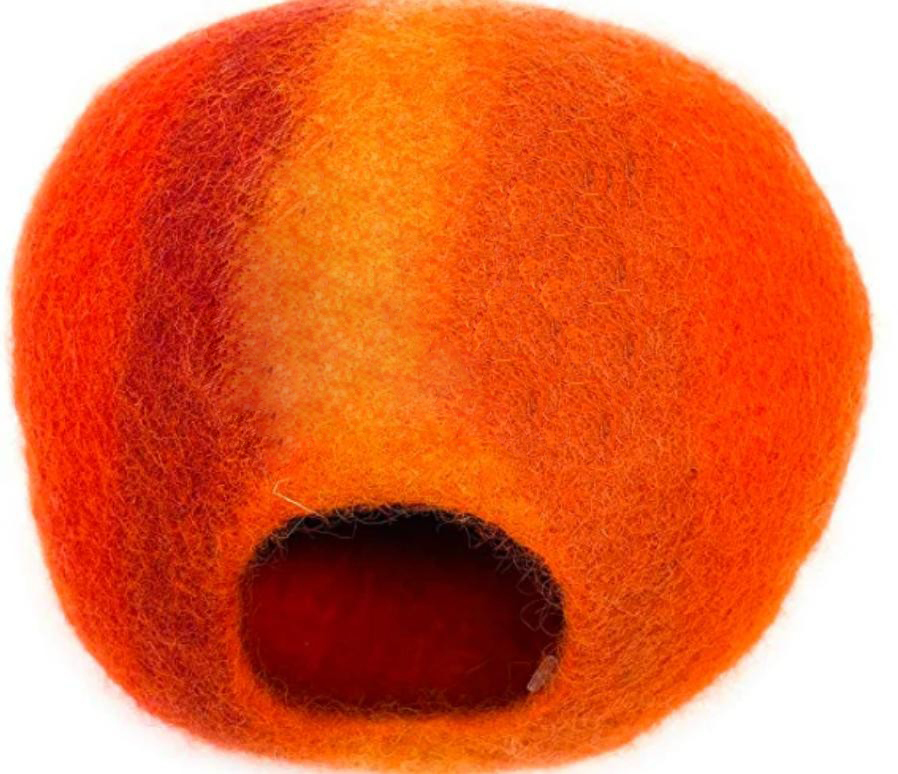 hedgehog-bed-small-animal-felt-cave1