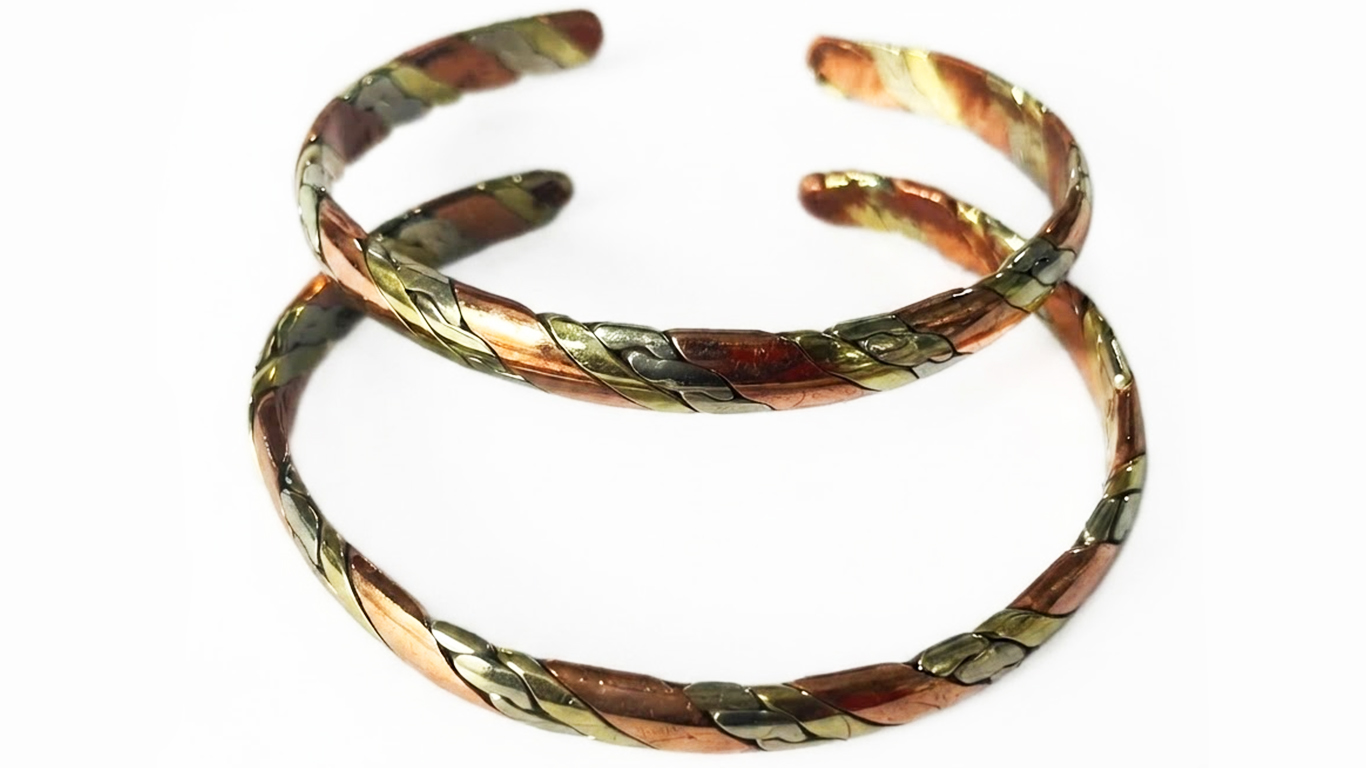 handmade-tri-metal-healing-copper-brass-and-white-metal-cuff-bracelet